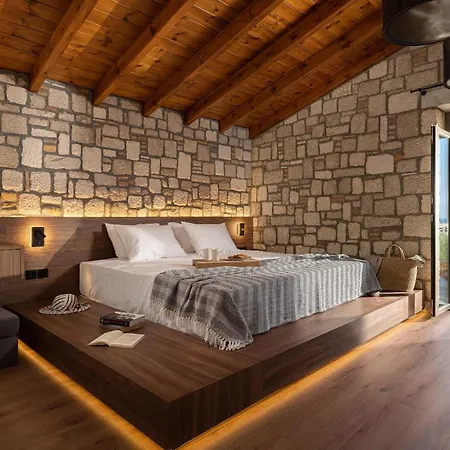 Villa Antheia *